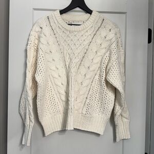 Cozy Cable Knit Abercrombie & Fitch Cream Sweater Size Large